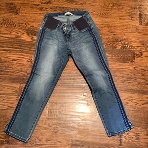 Jessica simpson medium maternity jeans